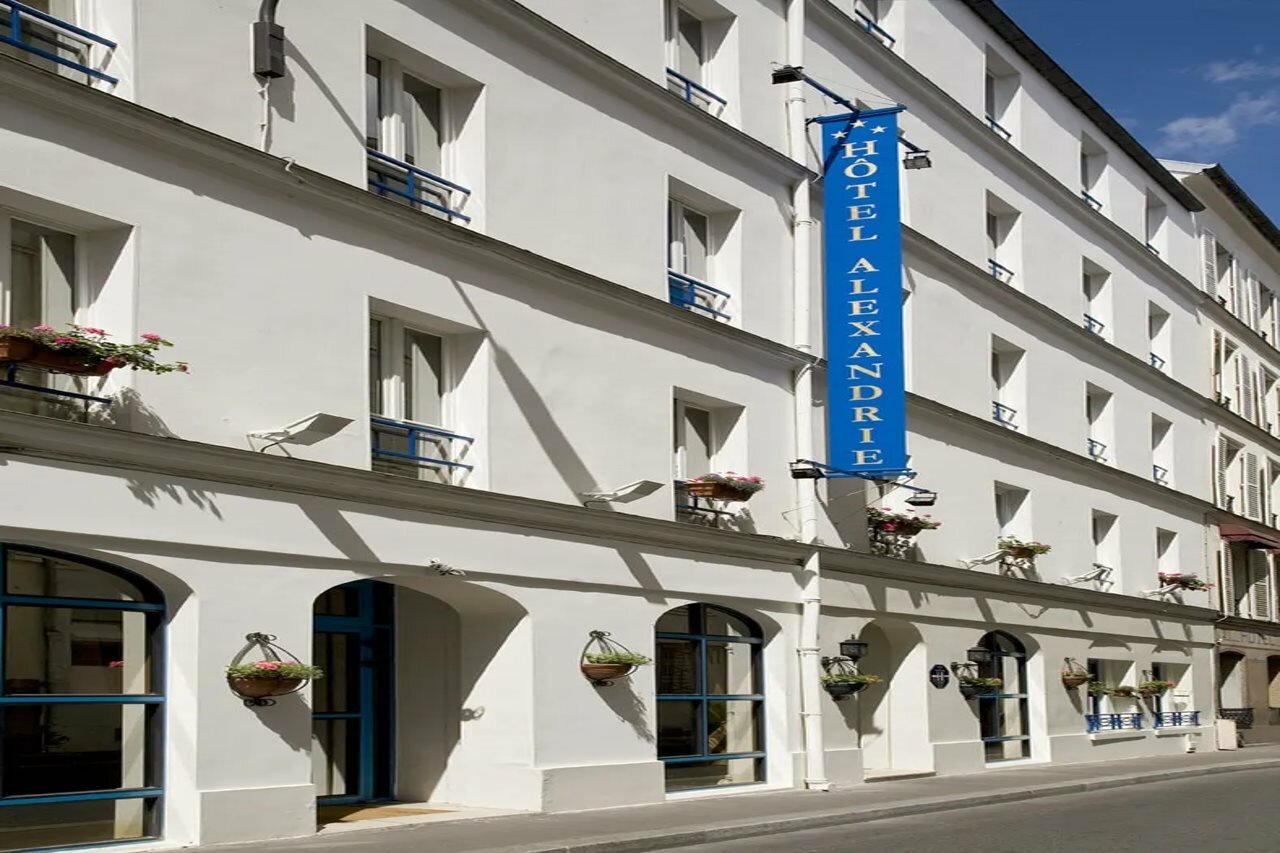 Фото отеля 1