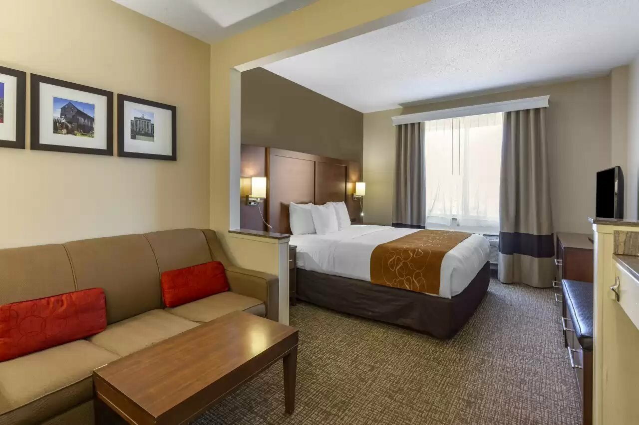 Фото Comfort Suites Raleigh Walnut Creek
