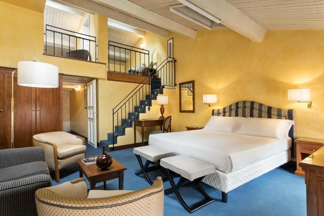 Фото Sina Maria Luigia