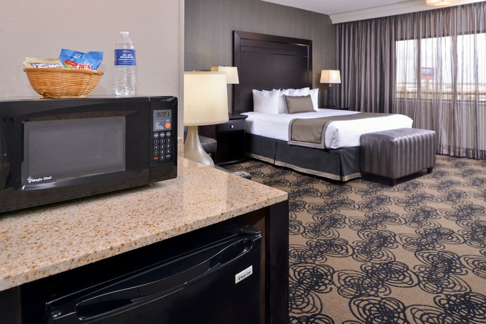 Фото Best Western Plus Midwest Inn