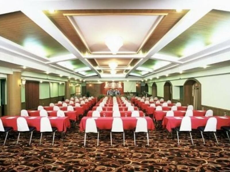 Фото Camelot Hotel Pattaya