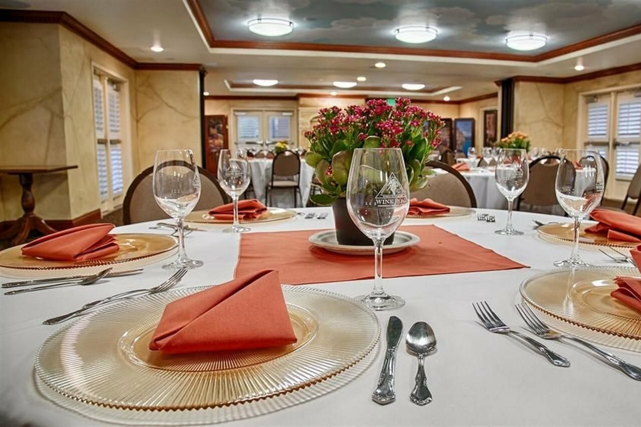 Фото Best Western Dry Creek Inn