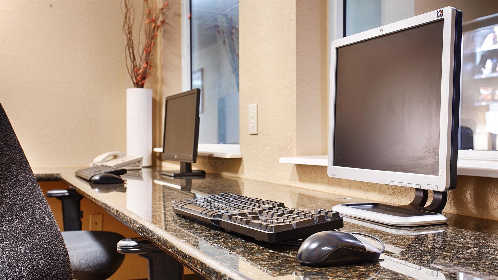 Фото Best Western Plus Waco North