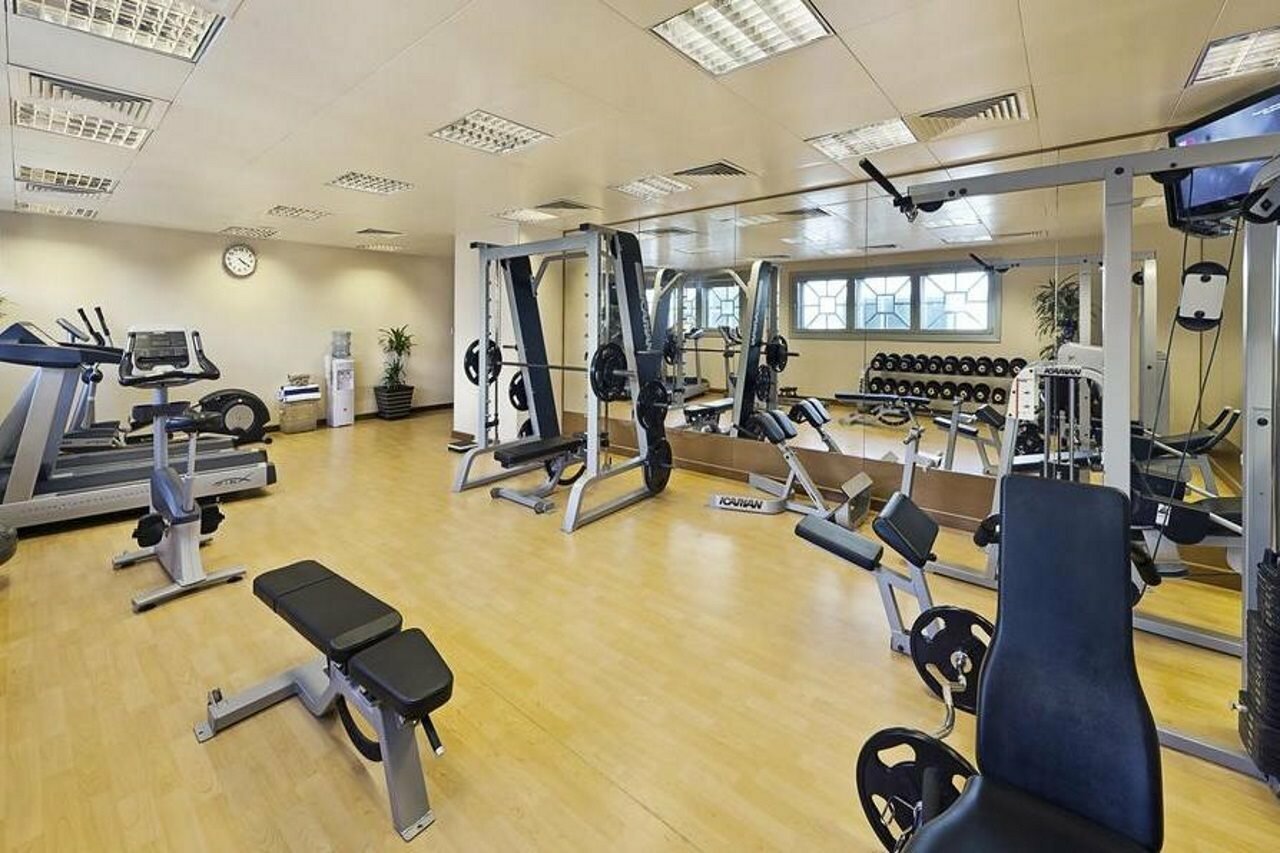 Фото Al Manzel Hotel Apartments