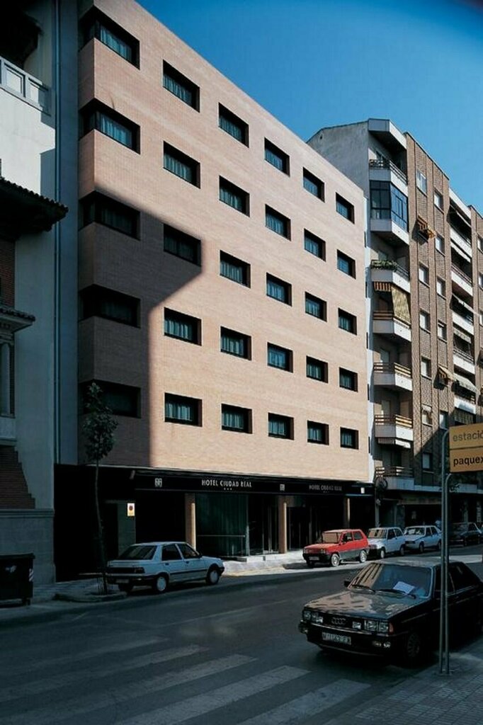 Внешний вид отеля Nh Ciudad Real в Сьюдад-Реале, фото 1