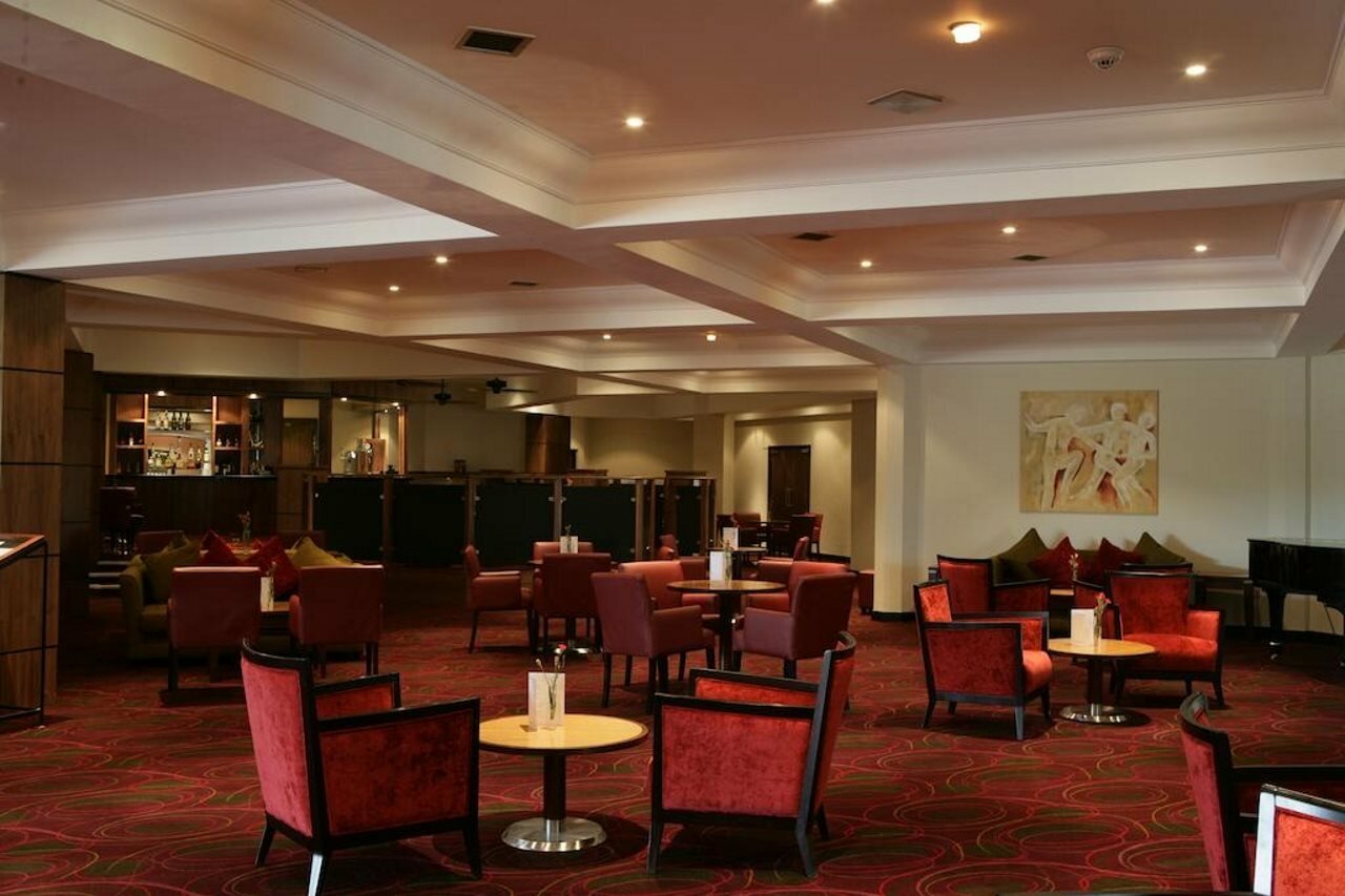 Фото Riverside Lodge Hotel