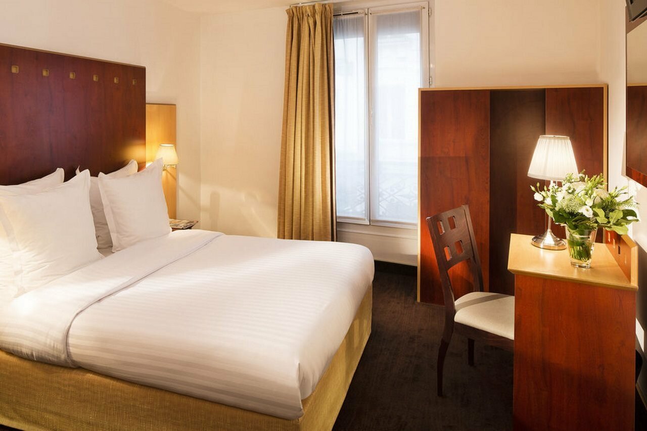 Фото отеля 2