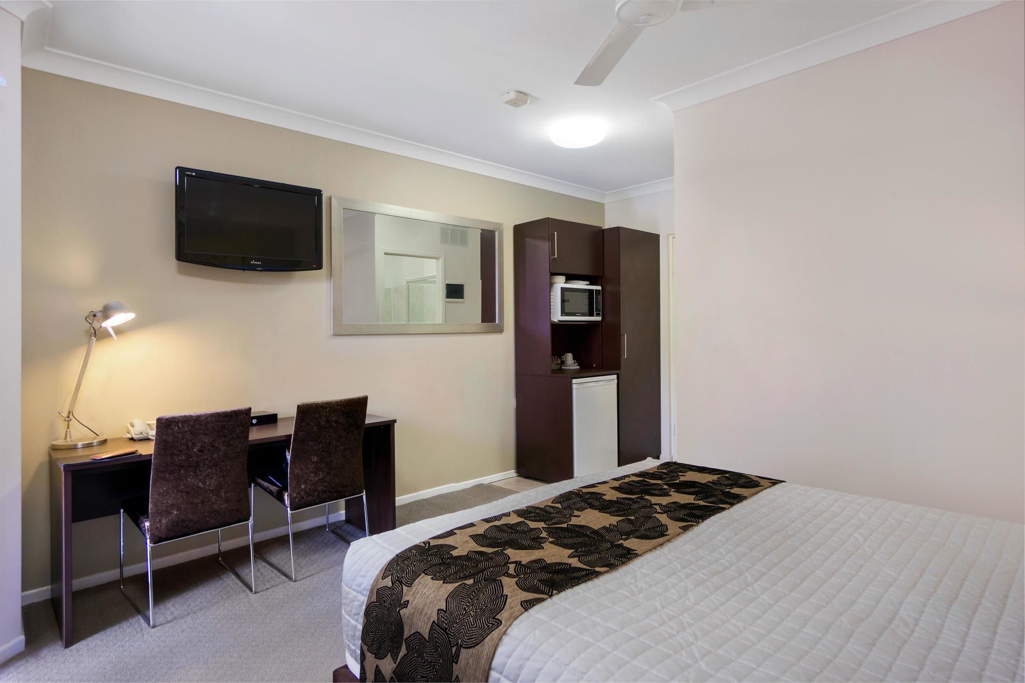 Фото Best Western Kimba Lodge Motel