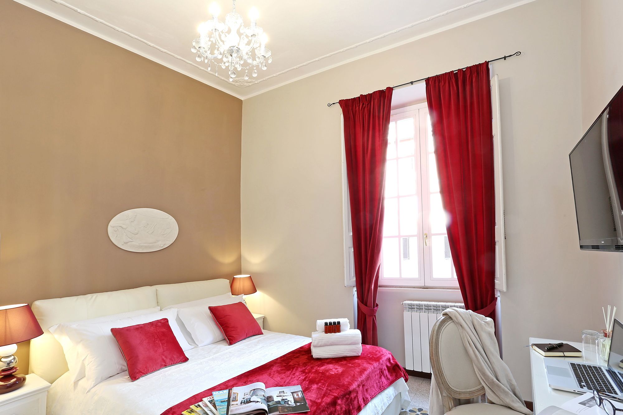 Фото Liberty Rome Suites