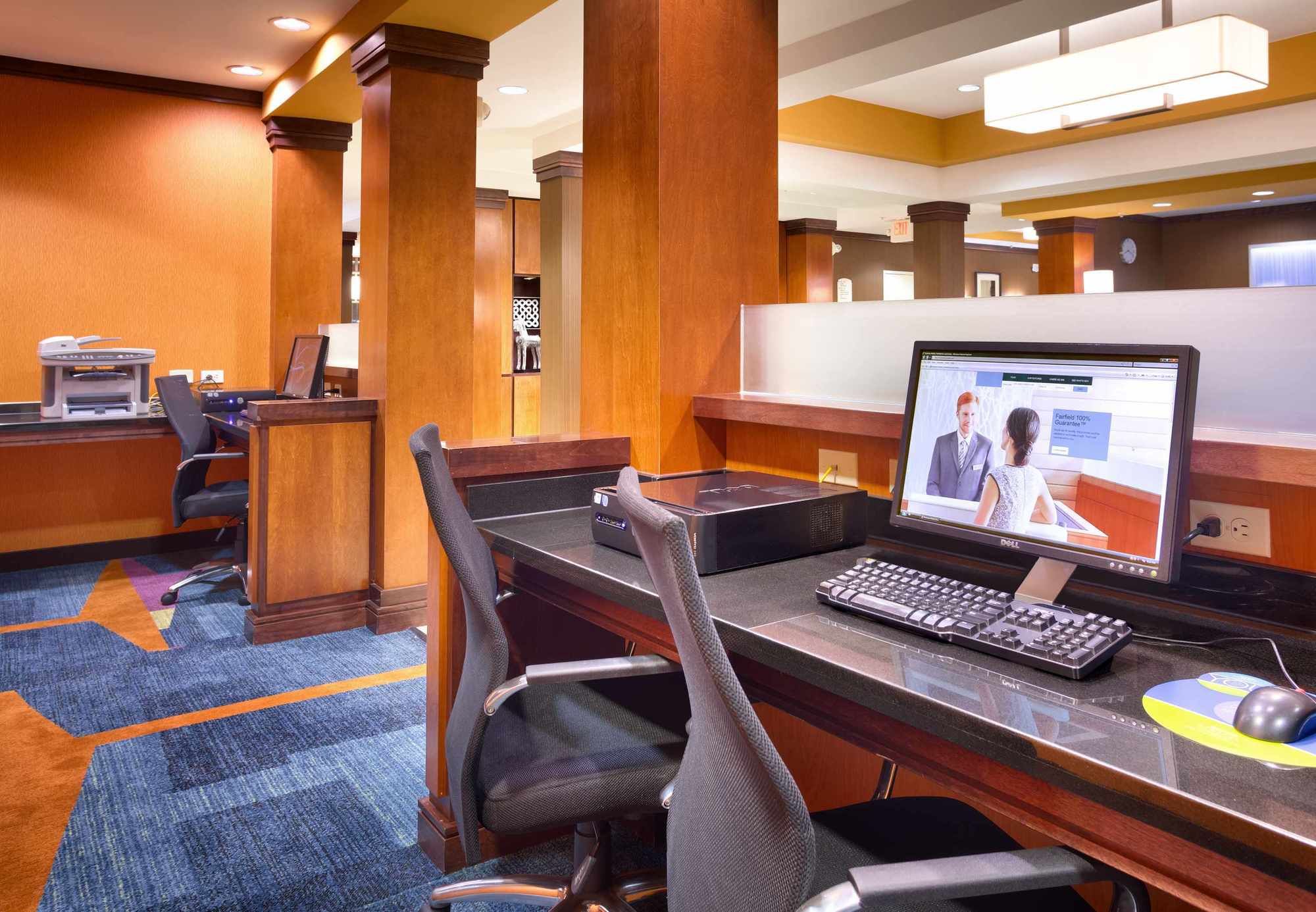 Фото Fairfield Inn & Suites by Marriott Gillette