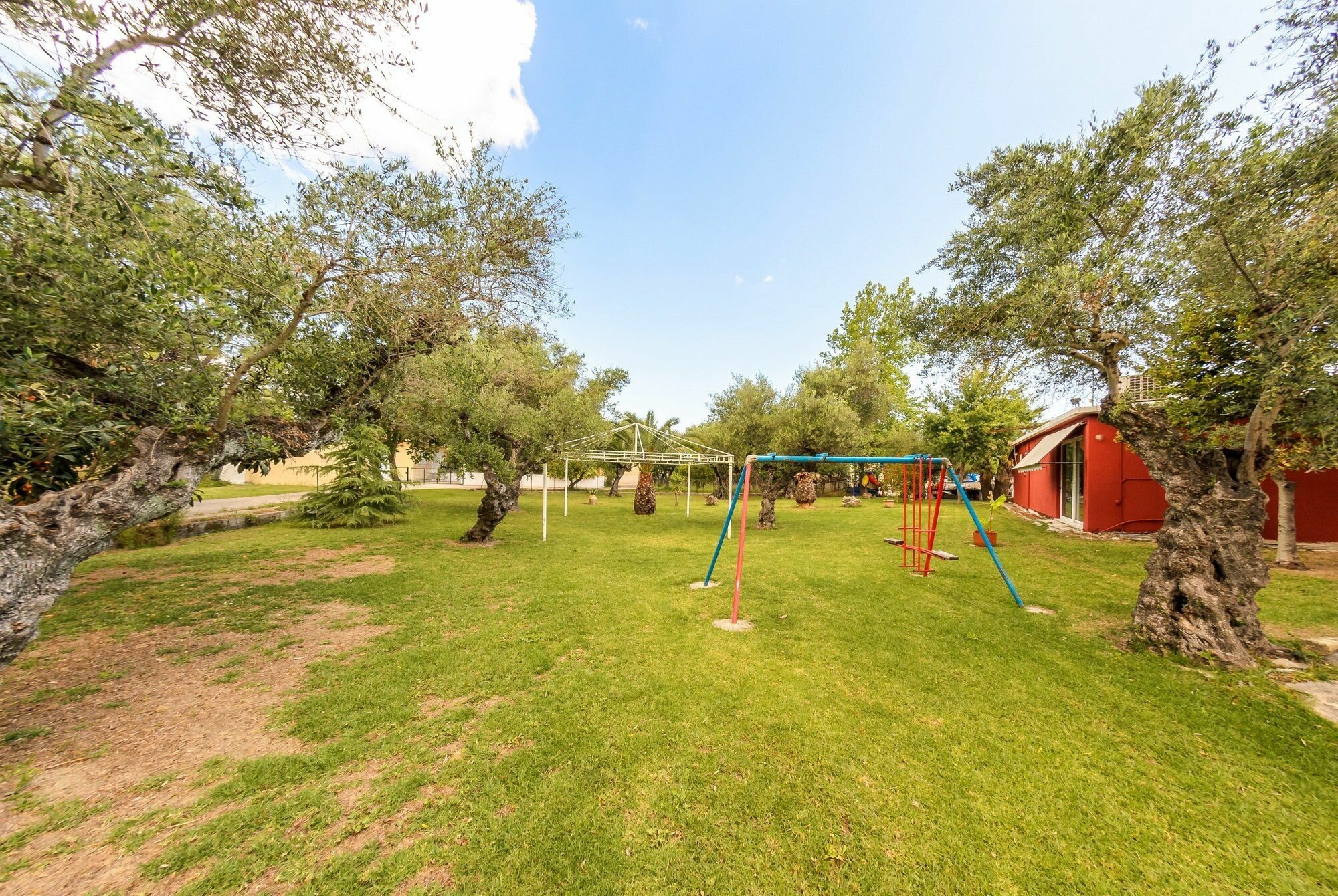 Фото Borsalino Studios & Apartments