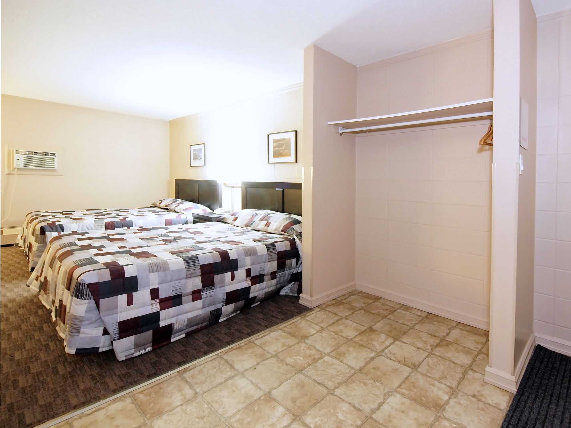 Фото Canadian Motor Inn