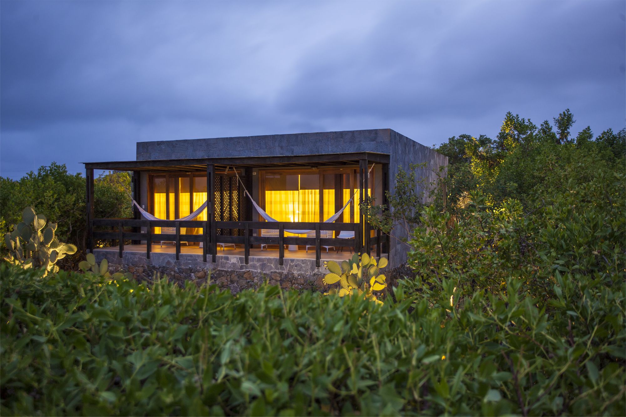 Фото Finch Bay Galapagos Hotel