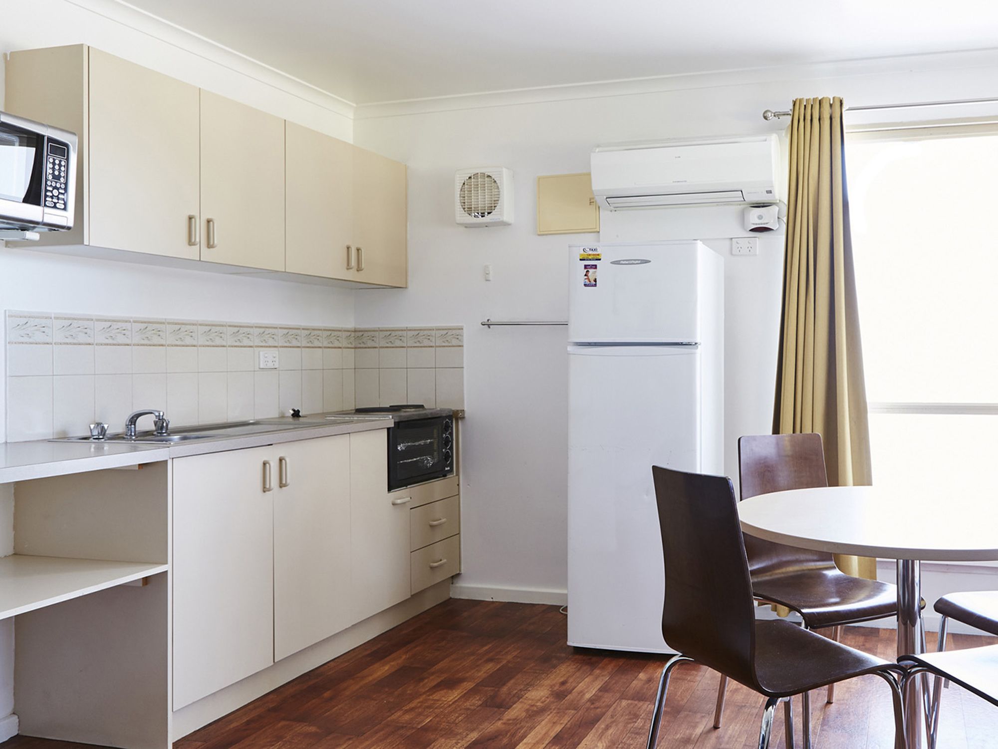 Фото Victor Harbor Beachfront Holiday Park