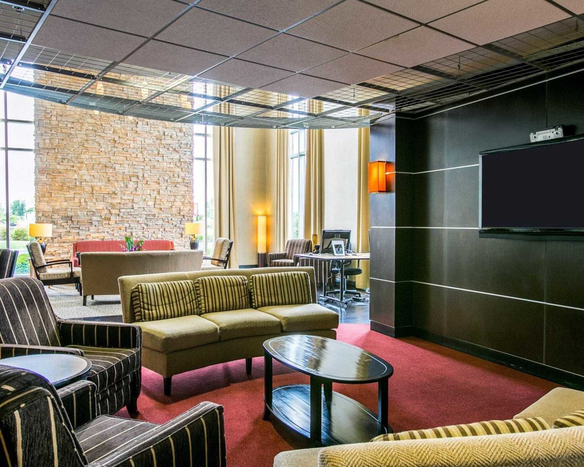 Фото Wyndham Noblesville