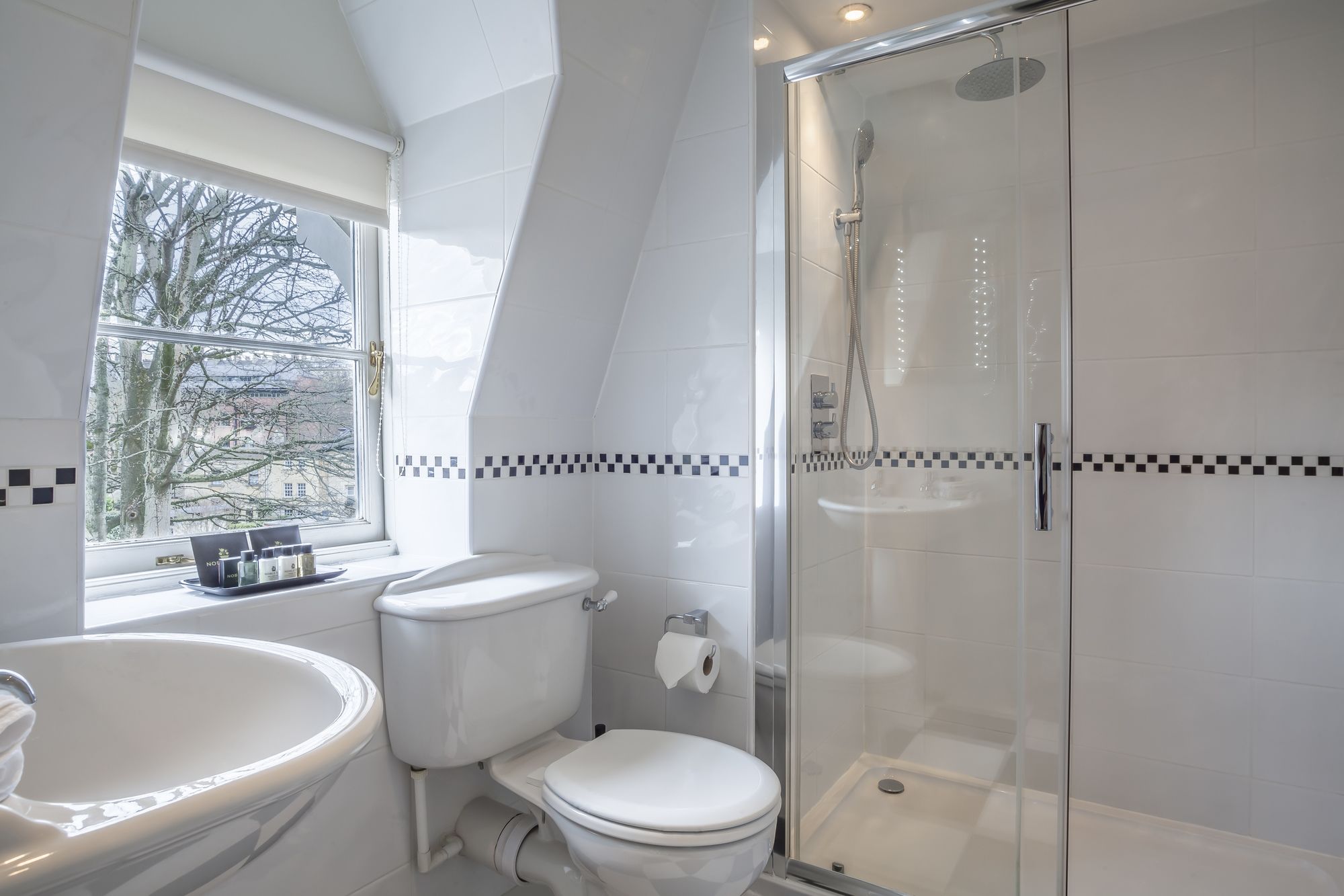 Фото The Roseate Villa Bath