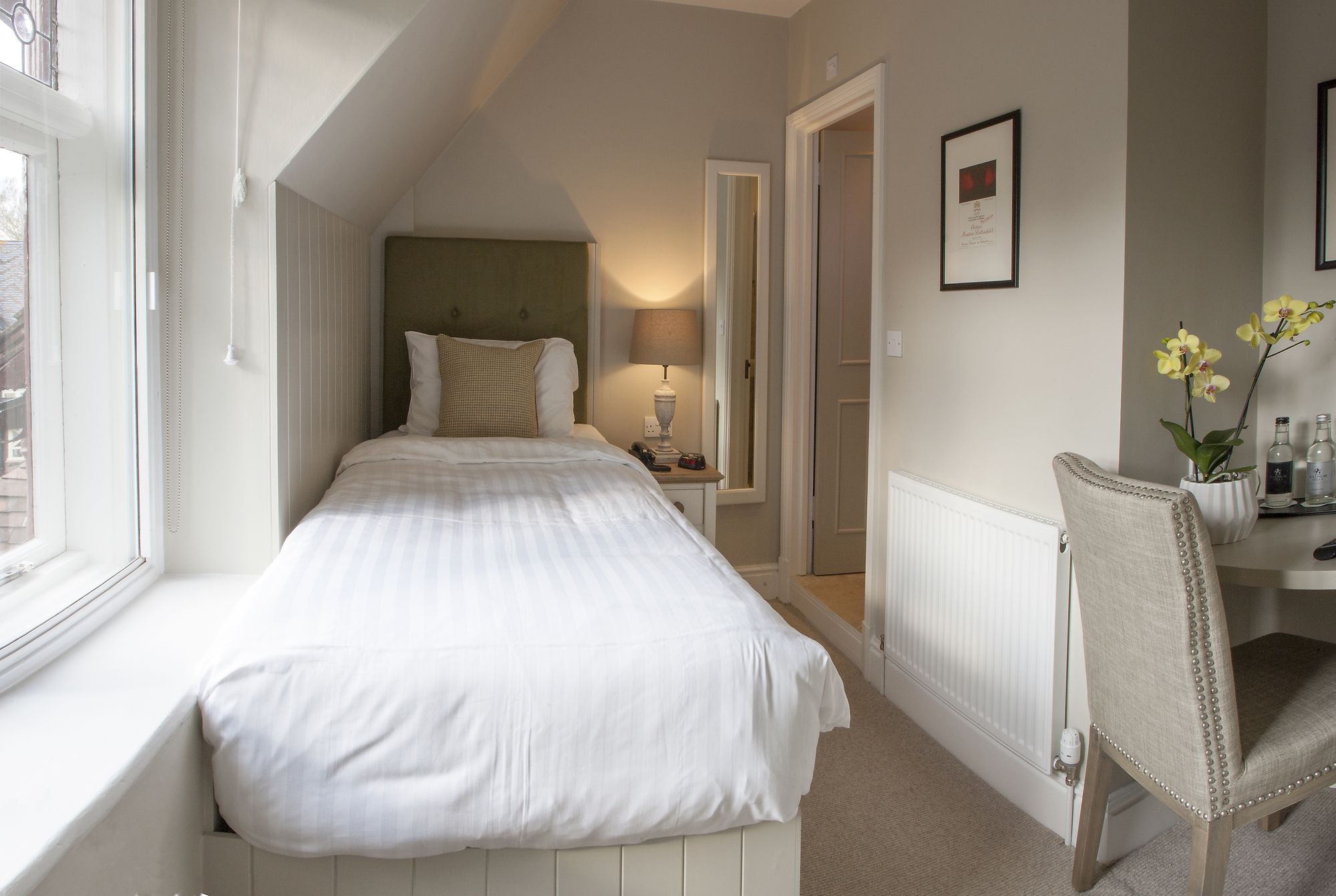 Фото The Five Arrows Hotel