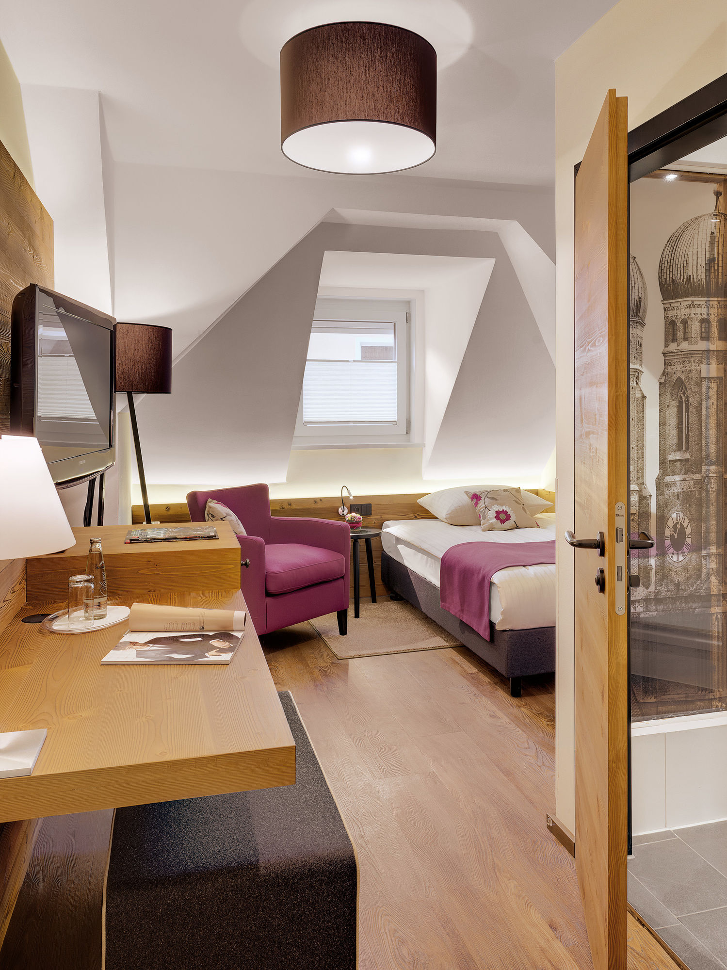 Фото Alpen Hotel München
