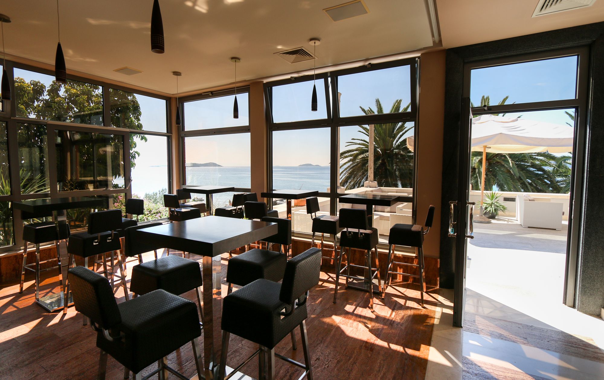 Фото Hotel Indijan