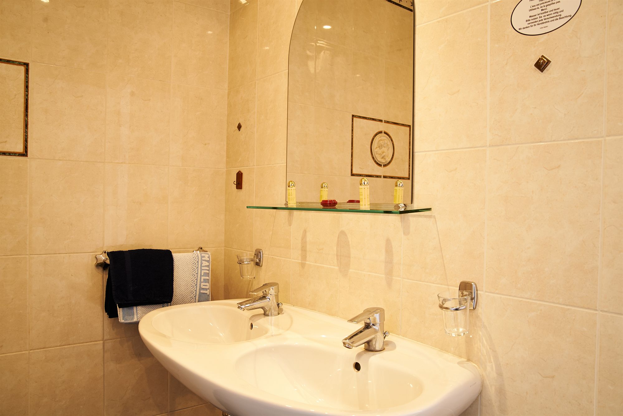 Фото Hotel Maillot