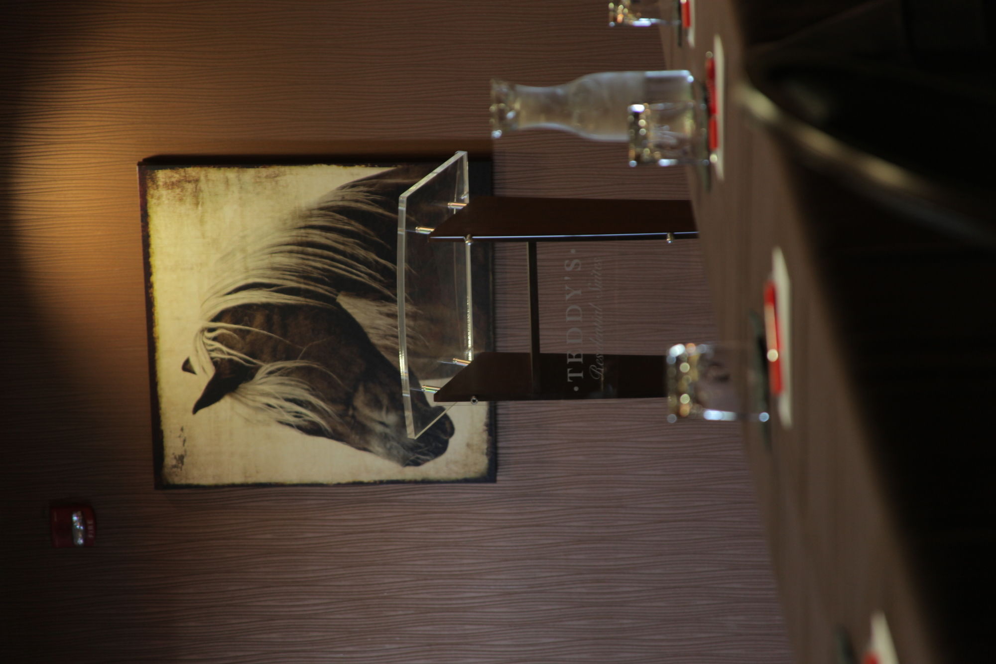 Фото Teddy's Residential Suites Watford City