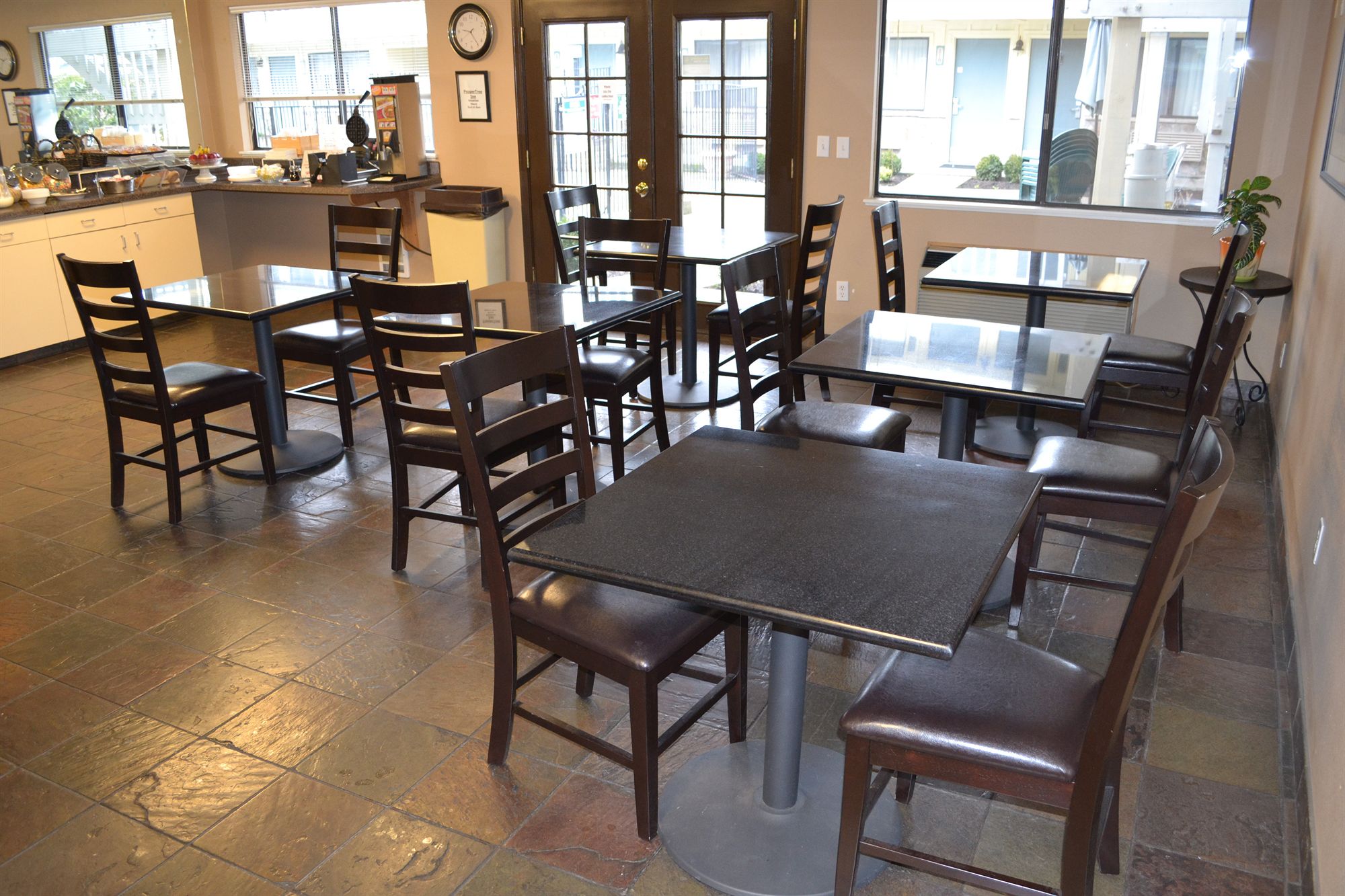 Фото PepperTree Inn