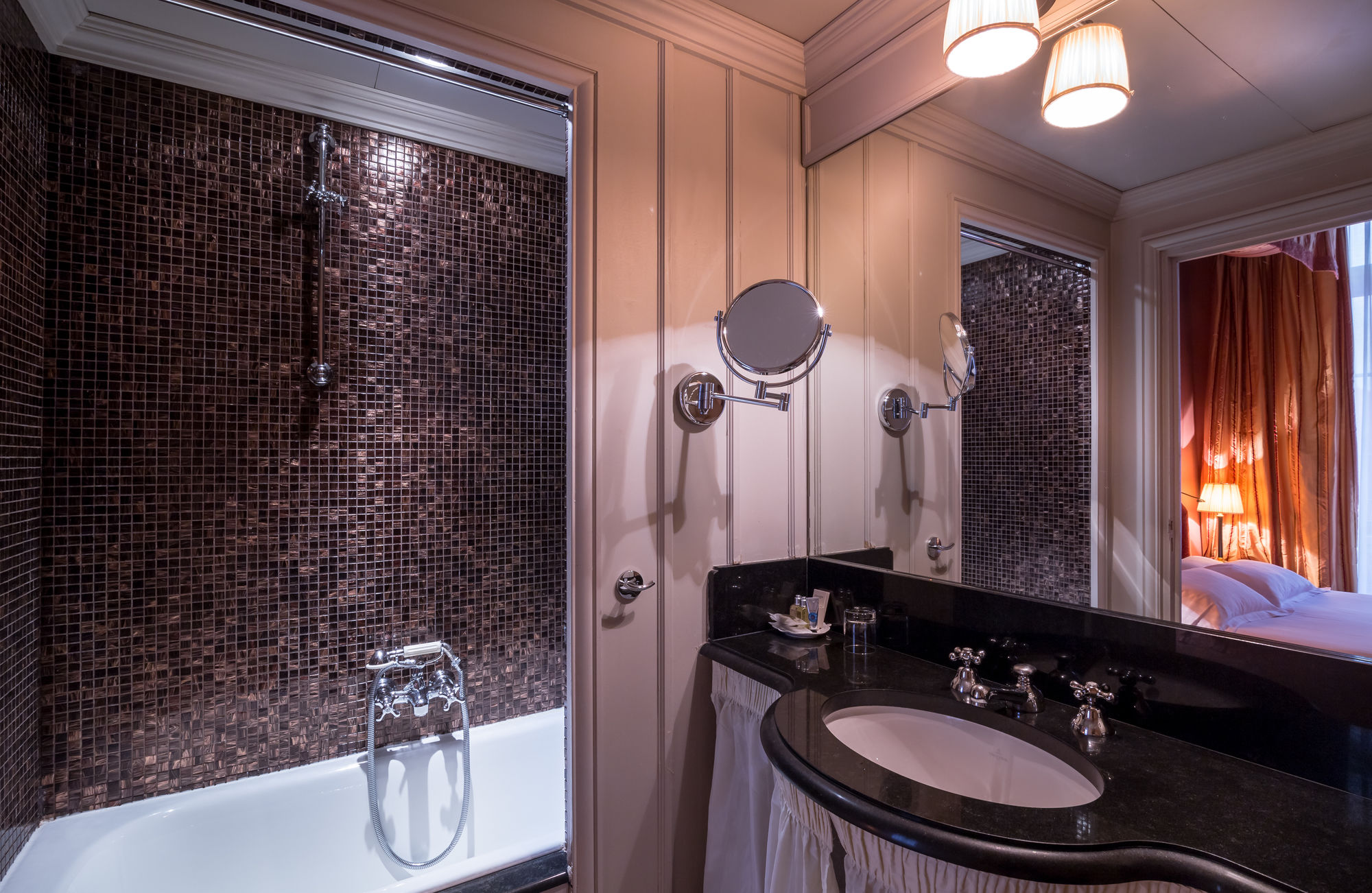 Фото Hotel Odéon Saint Germain