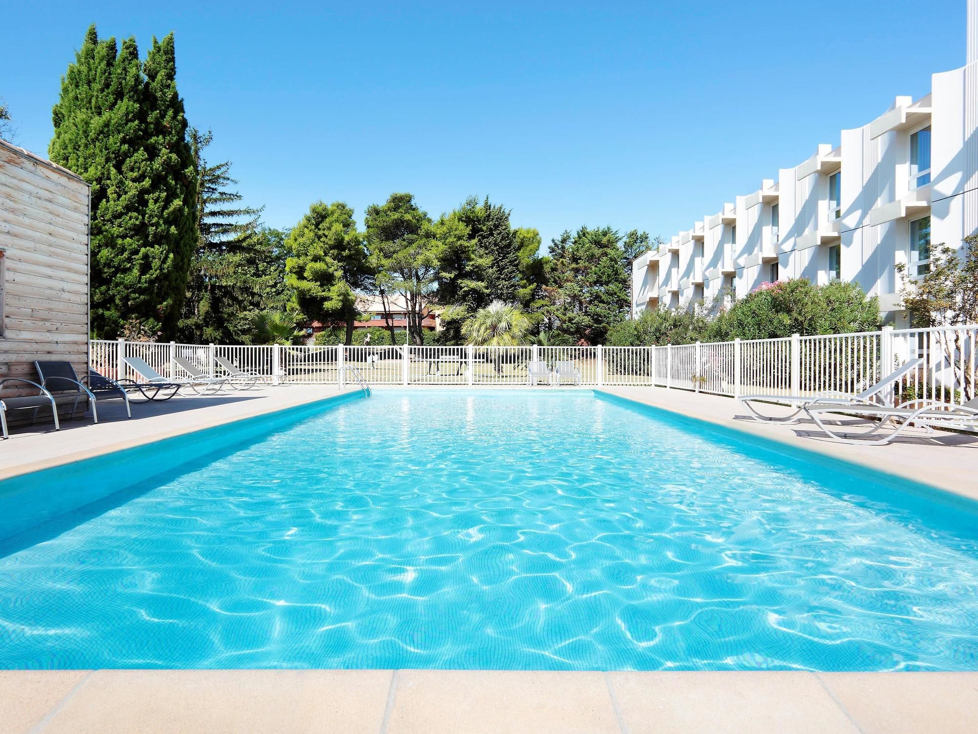 Фото Novotel Narbonne Sud