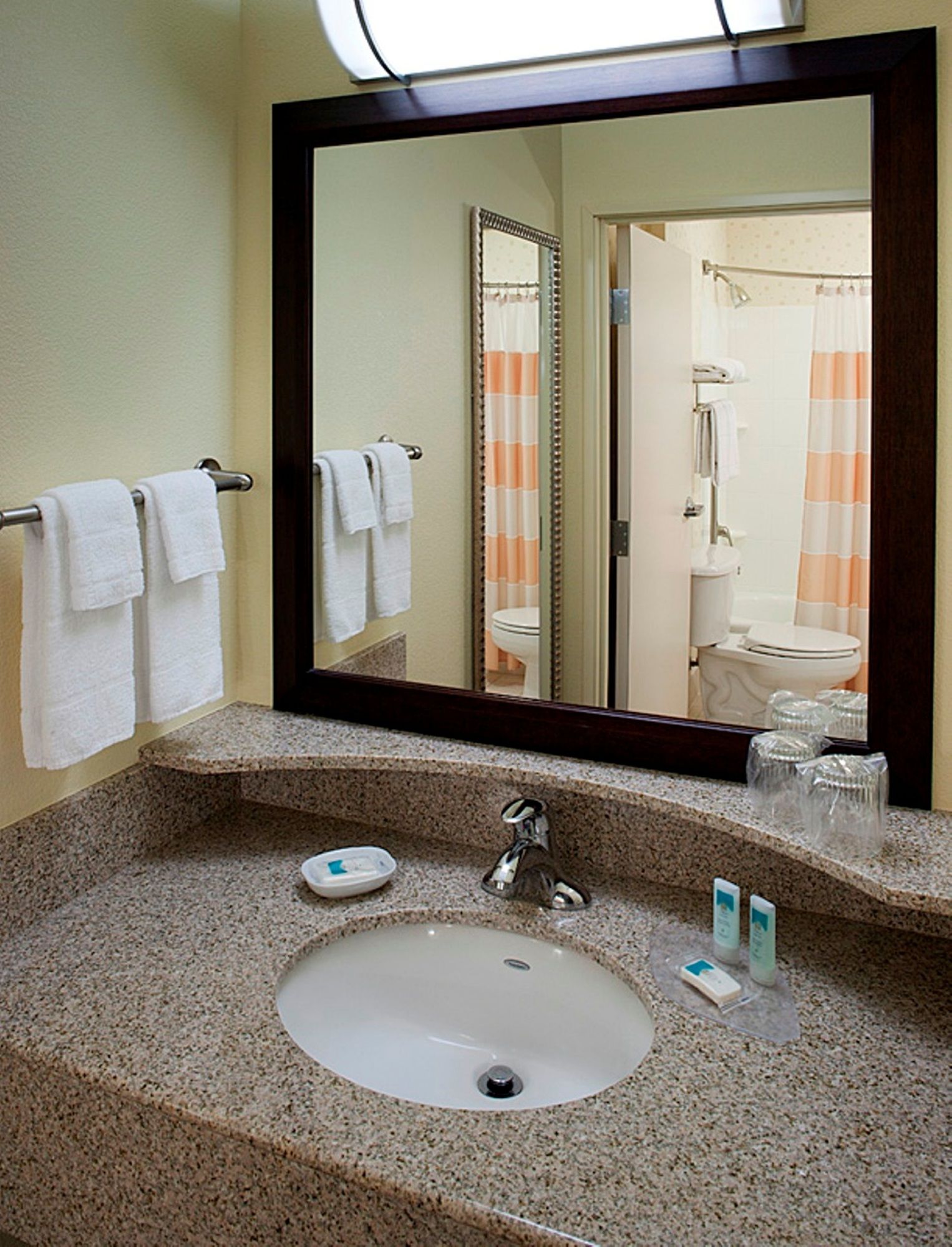 Фото SpringHill Suites Portland Hillsboro