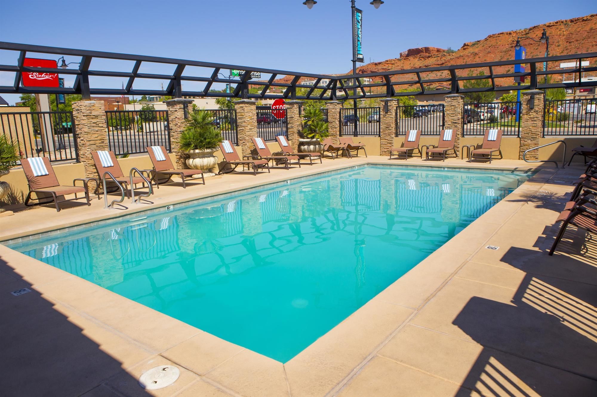 Фото Aiden by Best Western @ St. George