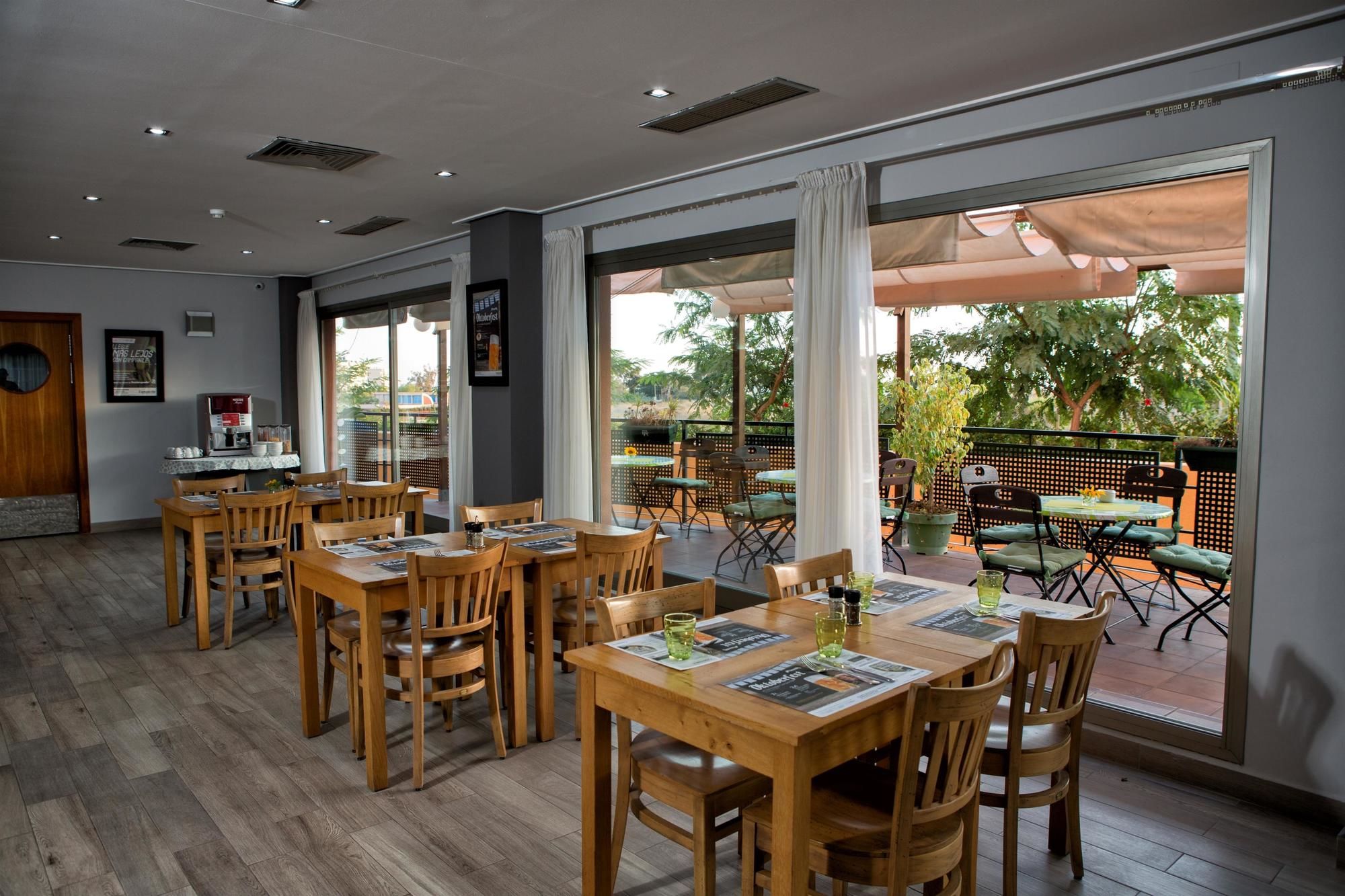 Фото Hotel Yit Ciudad de Elche