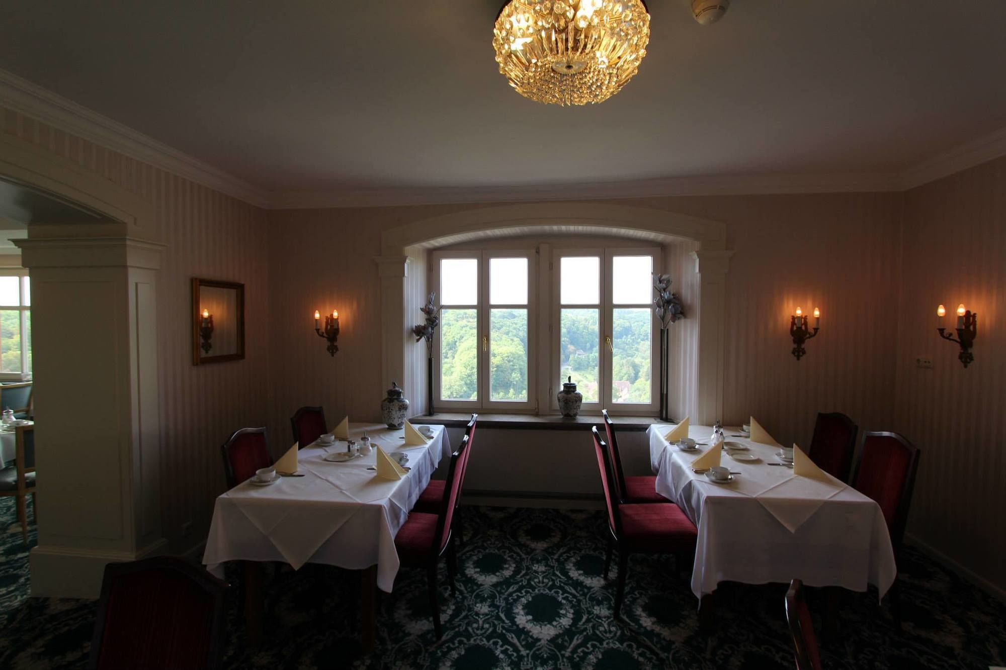 Фото Hotel Goldener Hirsch