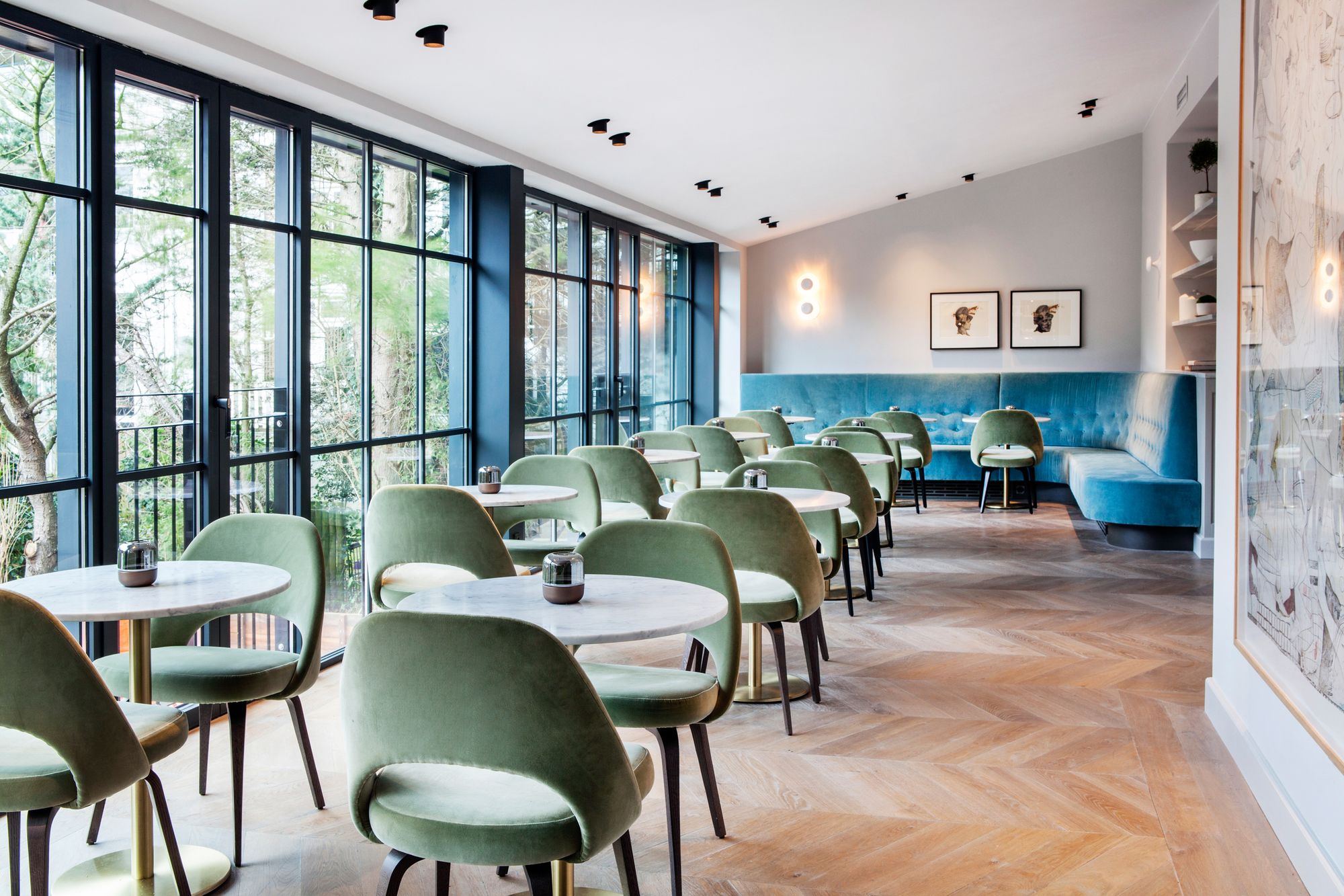 Фото Pillows Anna van den Vondel