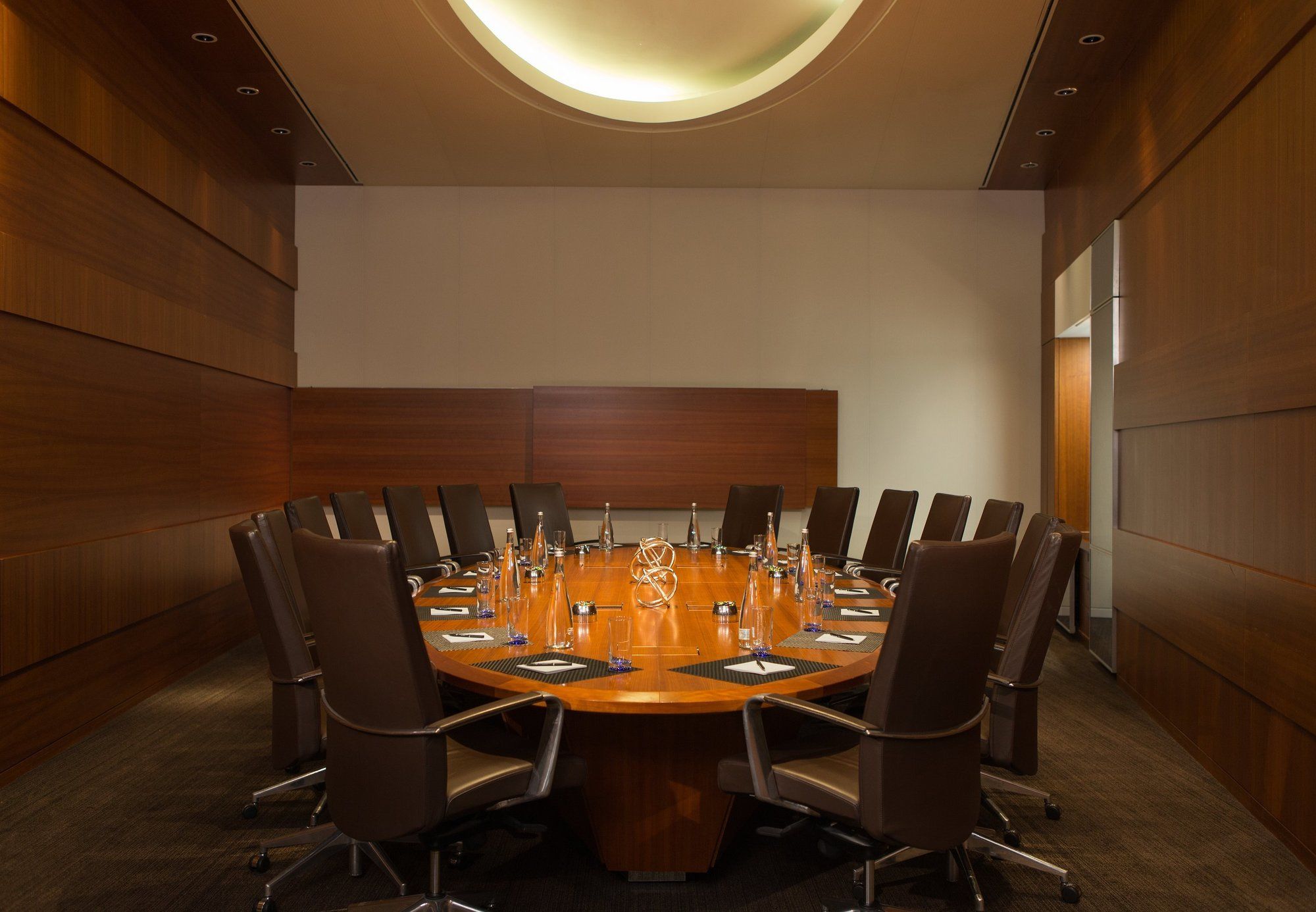 Фото Hotel Chicago Downtown, Autograph Collection by Marriott