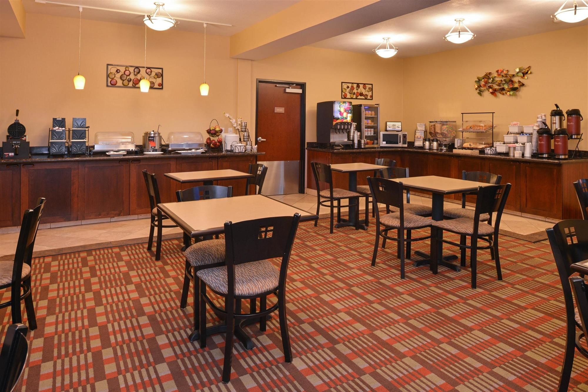 Фото Best Western Wilsonville Inn & Suites