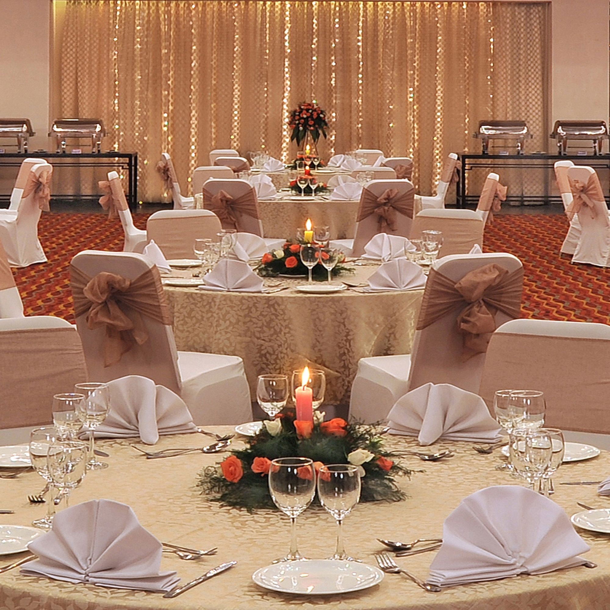 Фото Hometel Roorkee