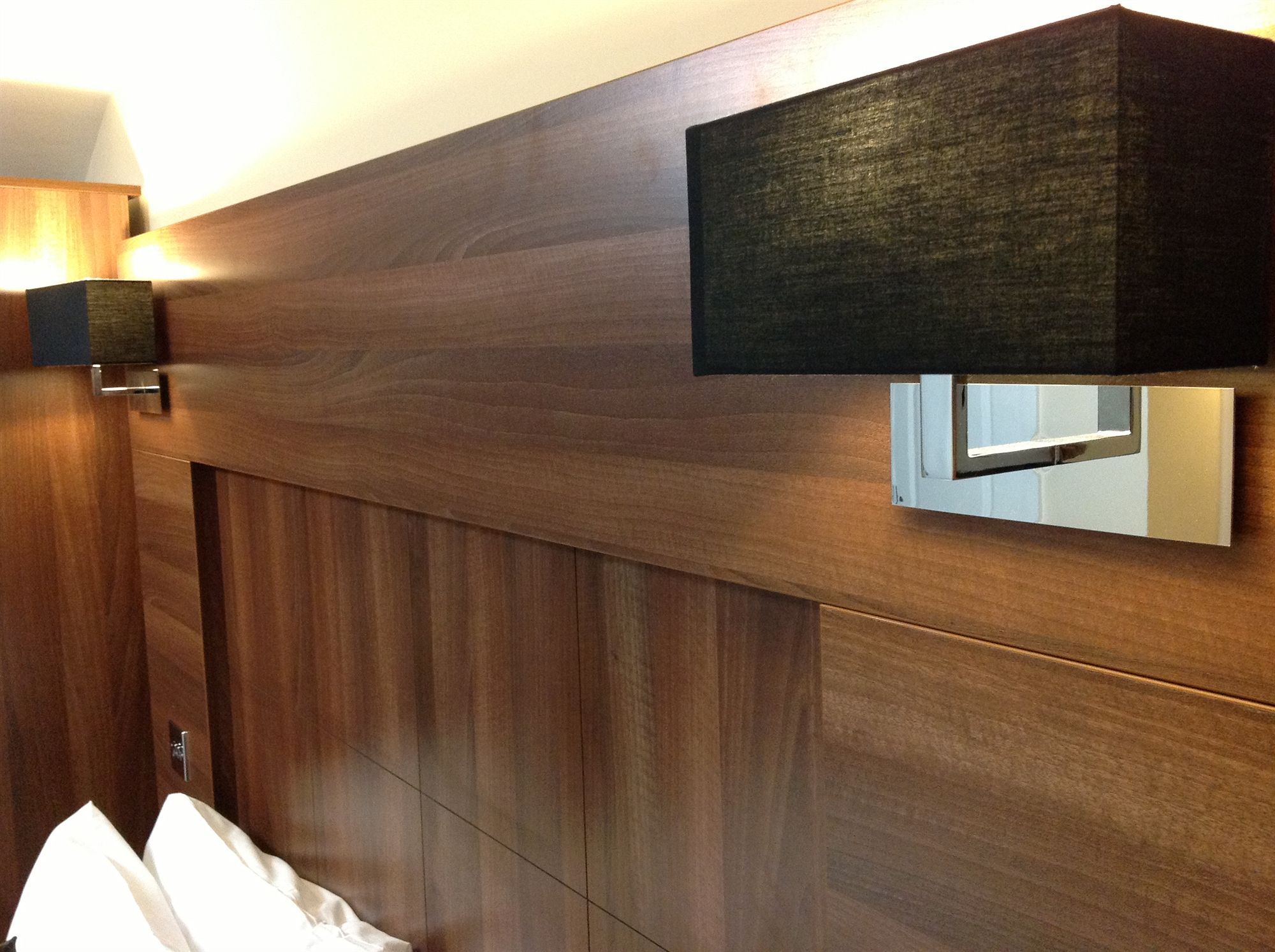 Фото Prince Regent Hotel Excel London