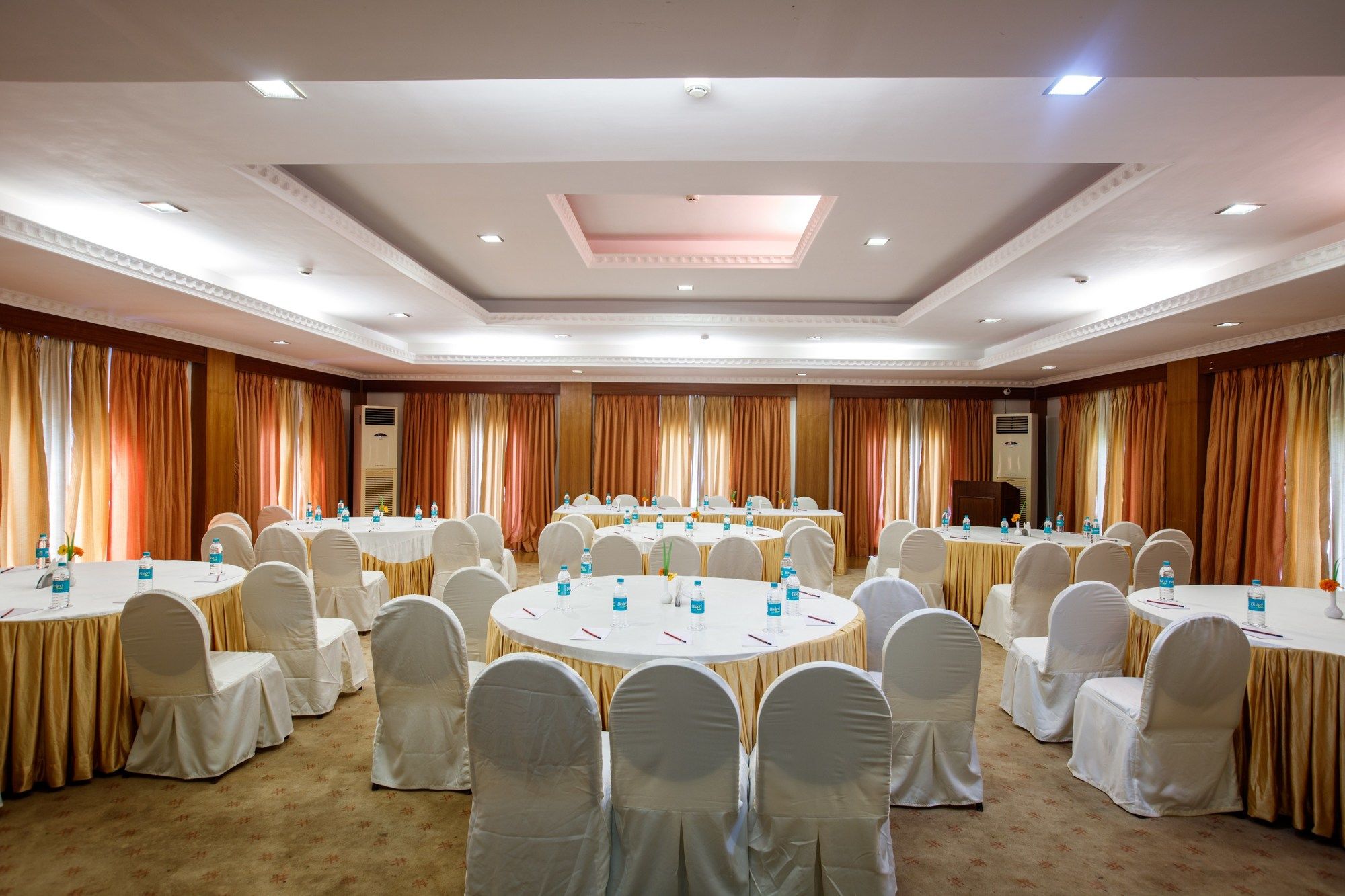 Фото Aguada Anchorage - The Villa Resort