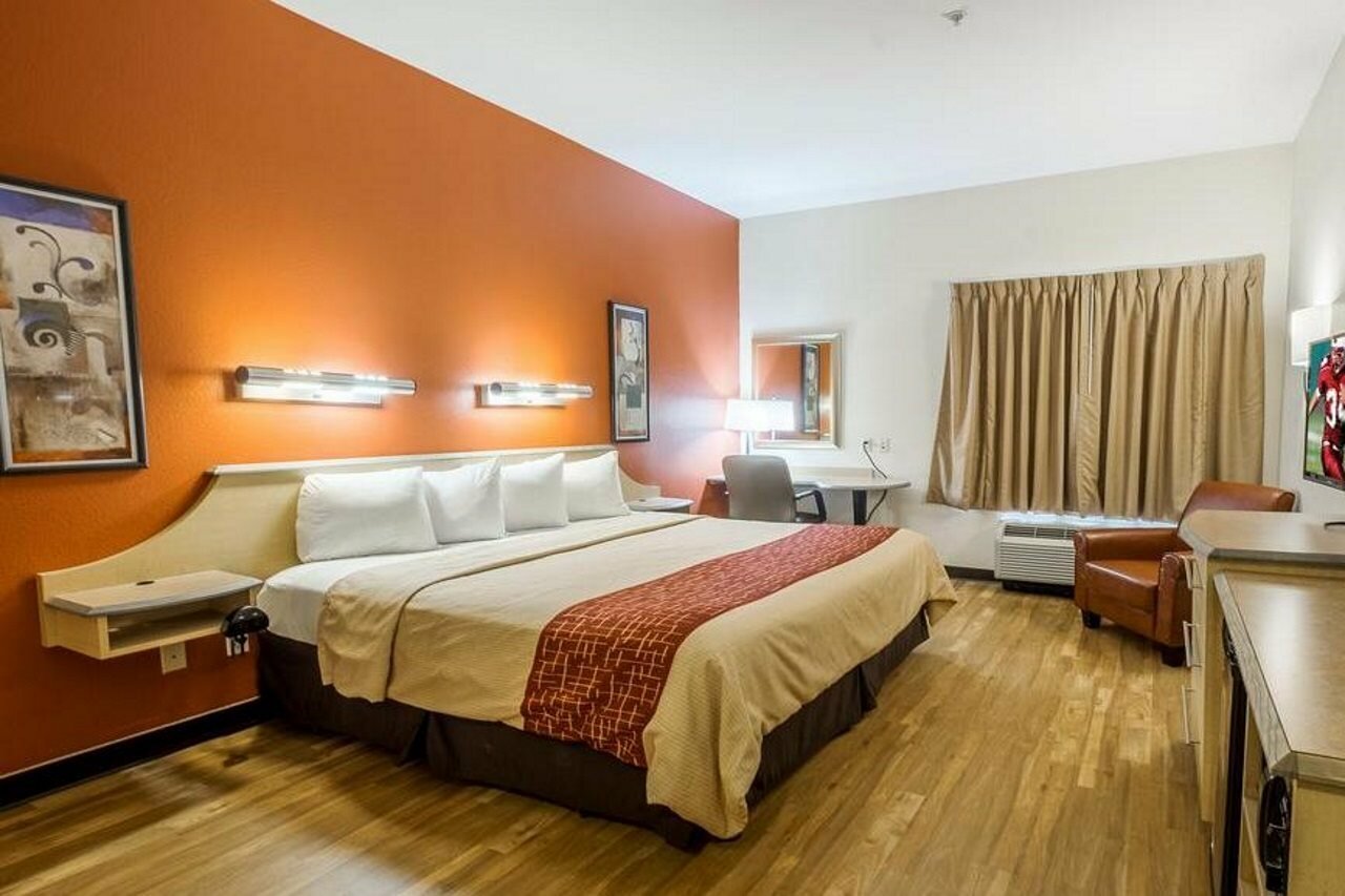 Фото Red Roof Inn Panama City