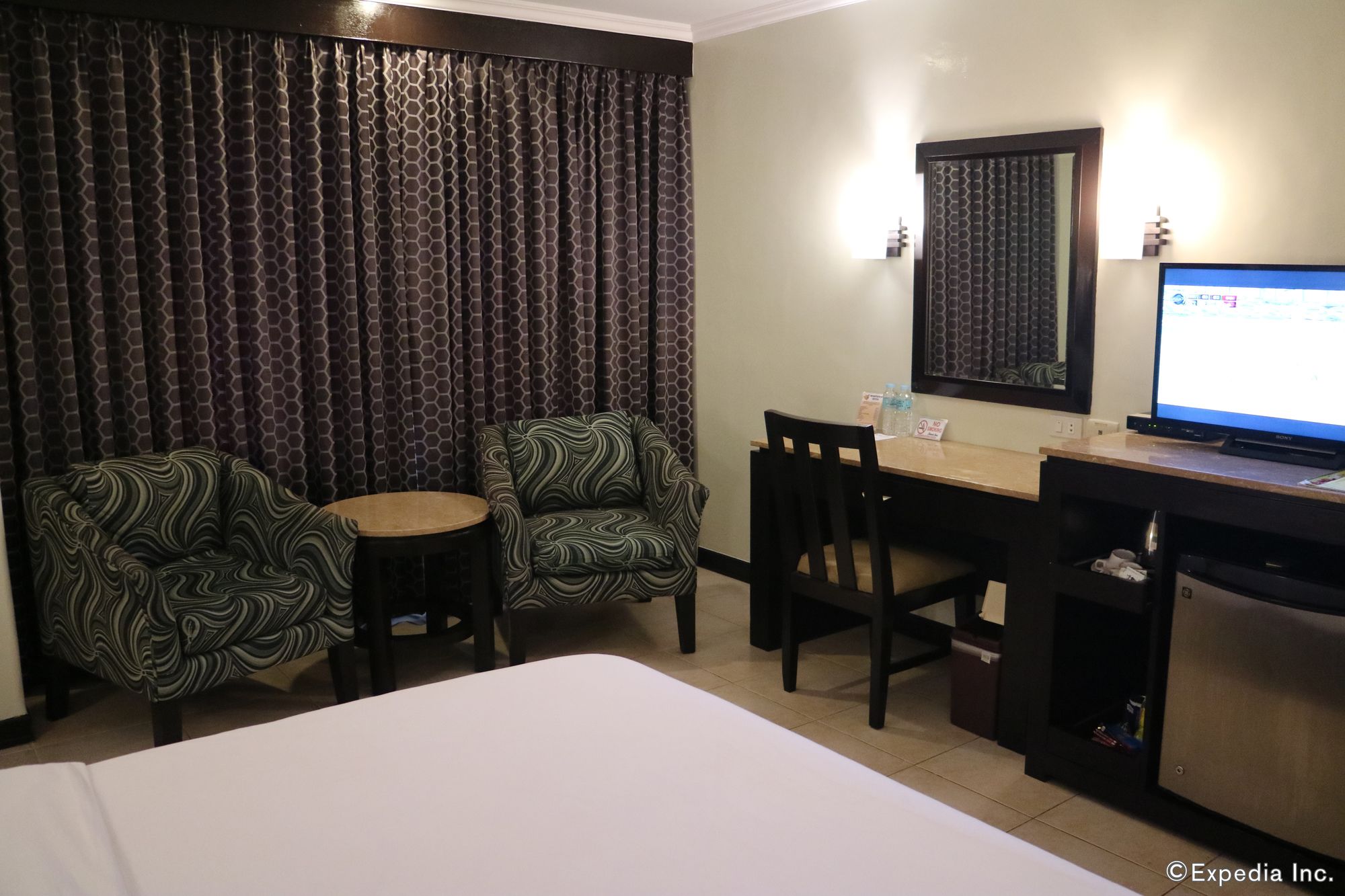 Фото Mo2 Westown Hotel Iloilo