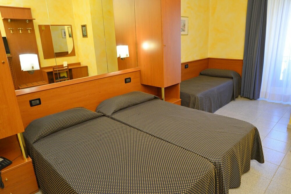 Фото Hotel Aurora