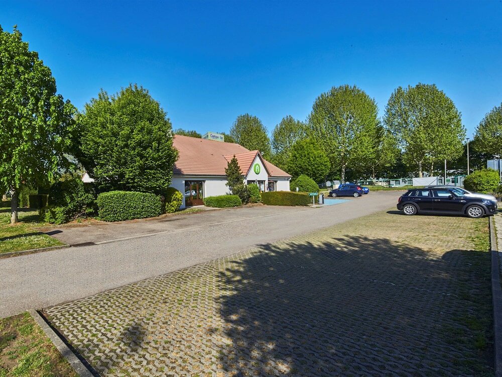 Фото Campanile Melun Sénart - Vert Saint Denis