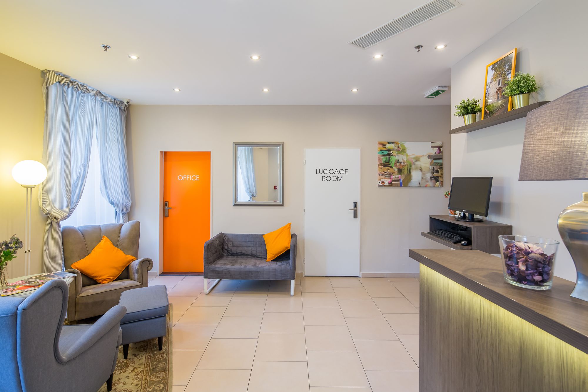 Фото 74096153929