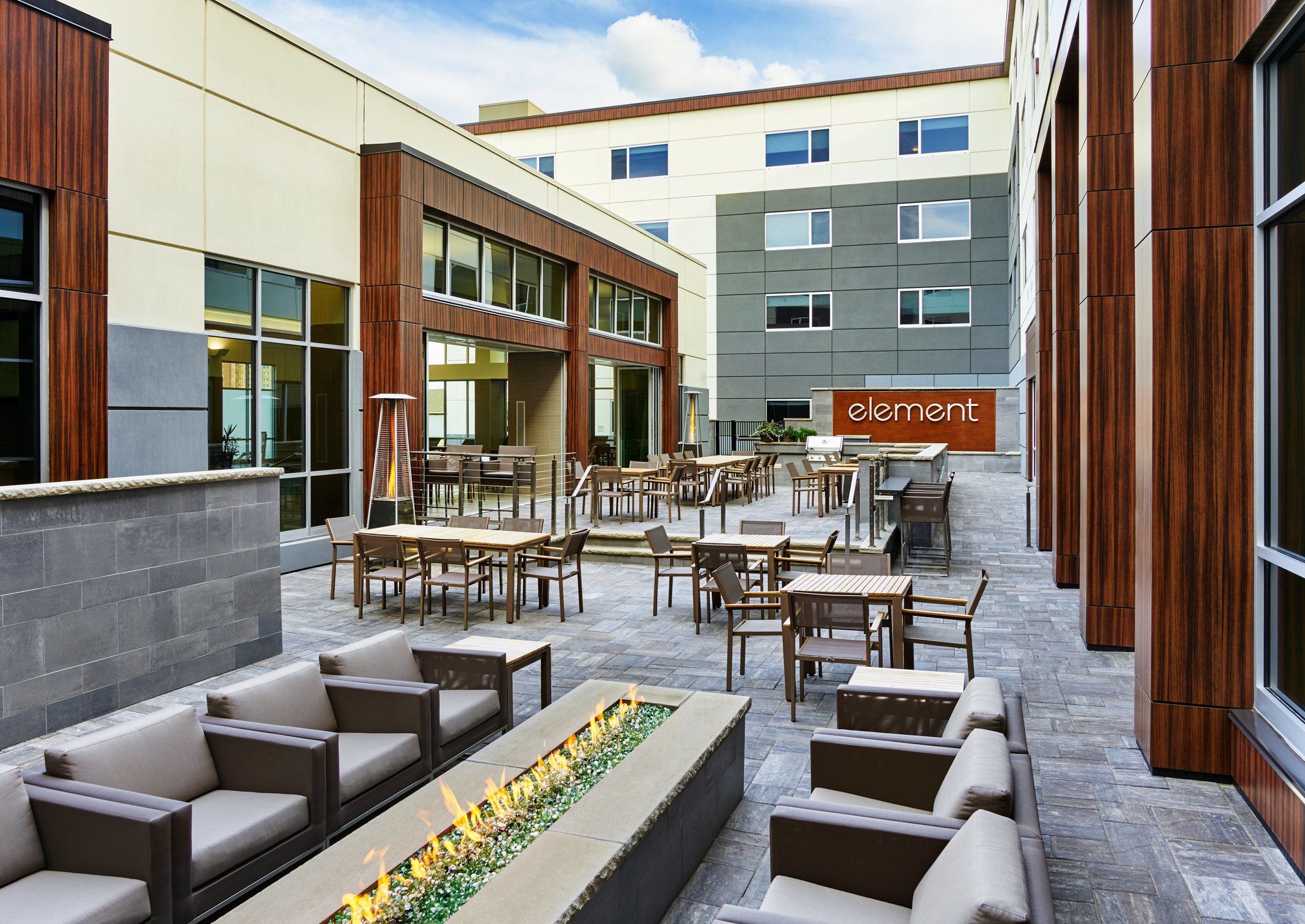 Фото Element Fargo