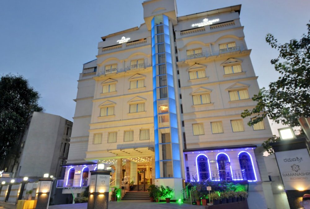 Фото Hotel Ramanashree Richmond