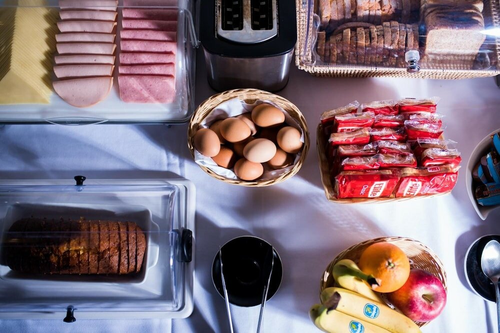 Фото Pines Hotel