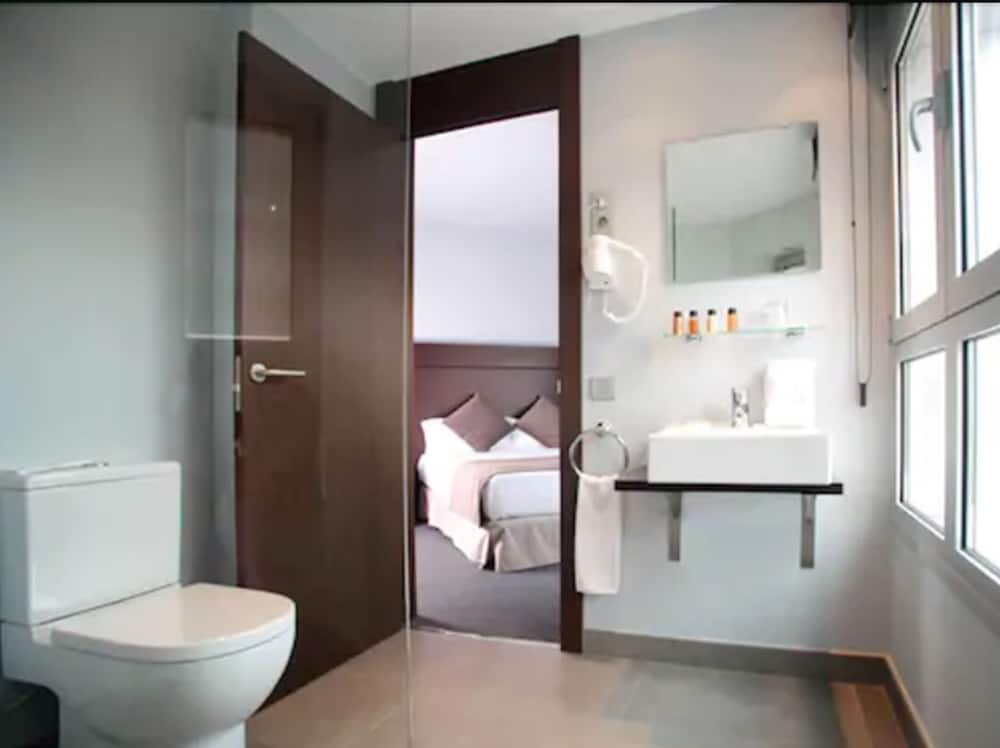 Фото Hotel Madanis Liceo