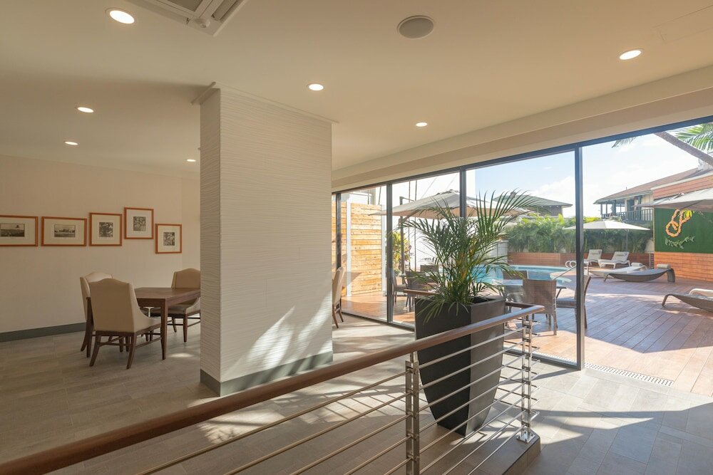 Фото Polynesian Residences Waikiki Beach