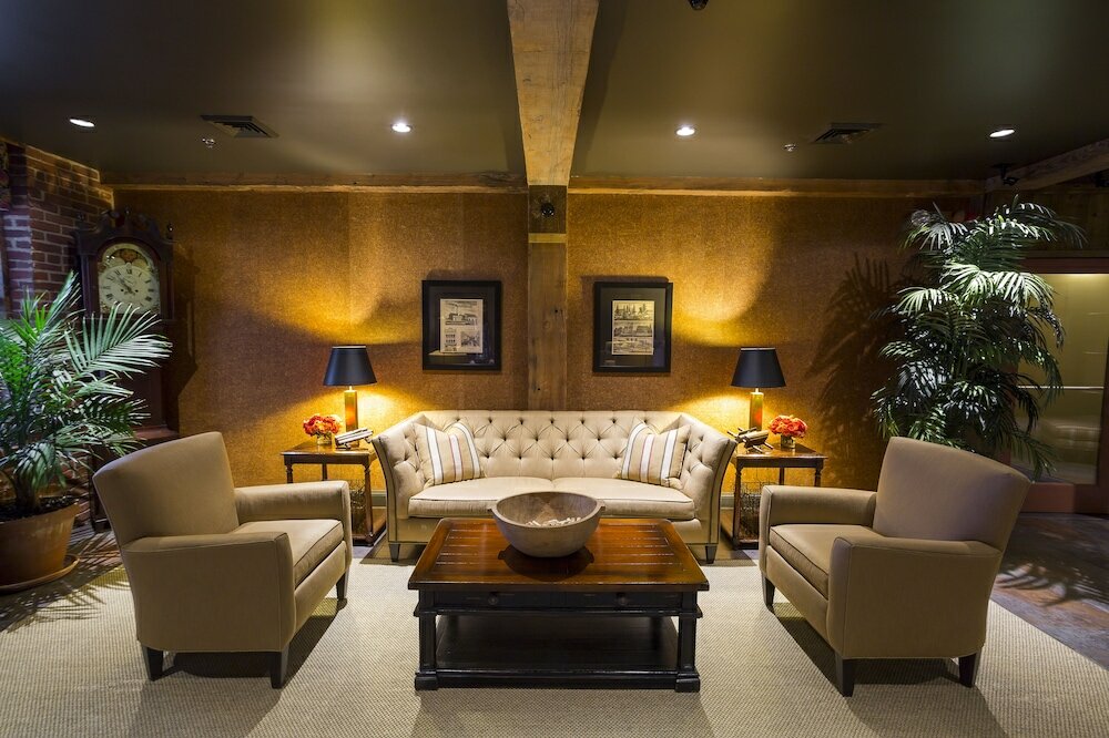 Фото Cork Factory Hotel