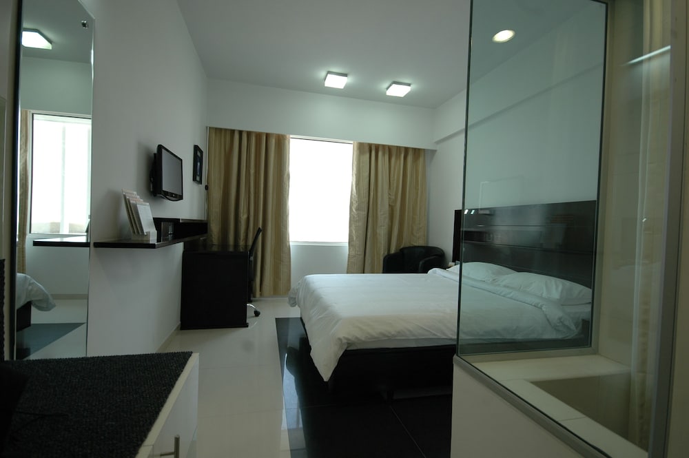 Фото Keys Select by Lemon Tree Hotels, Ludhiana